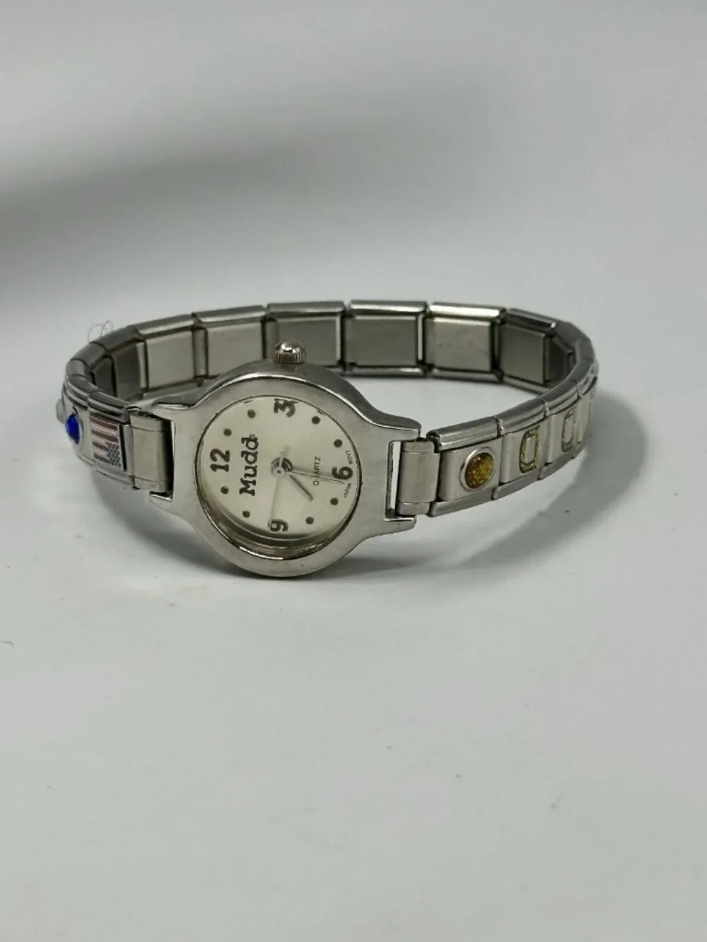 Mudd Watch Womens Silver Tone Italian Charms Stretch Expansion Band Y2K 7.5